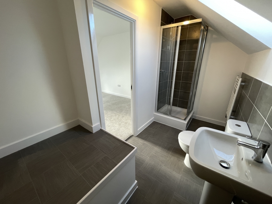 En-suite Bathroom